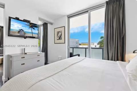 220 21st St 401, Miami Beach FL - photo 14 of 38