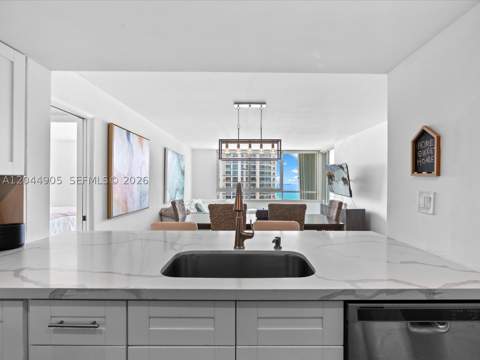 400 S Pointe Dr 1102, Miami Beach FL - photo 16 of 34