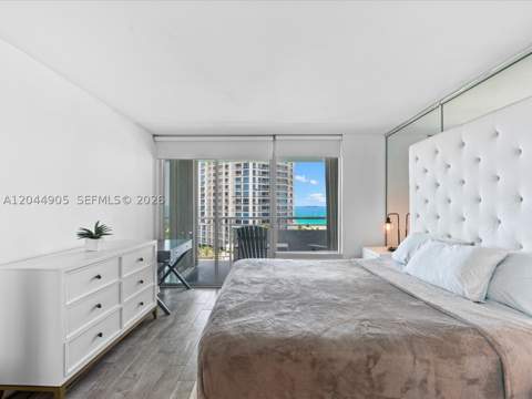 400 S Pointe Dr 1102, Miami Beach FL - photo 19 of 34