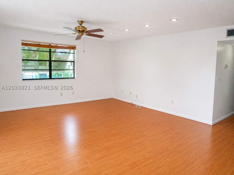 2 bedroom Condominium at 7935 SW 86th St 823, Kings Creek West Condo Bl, Miami — photo 4