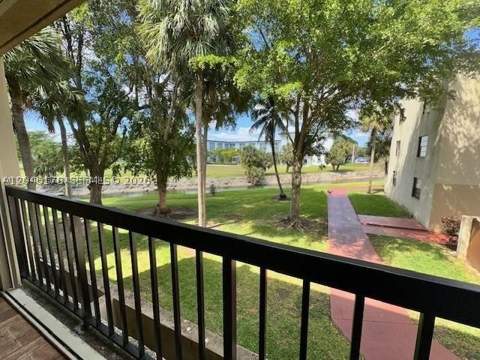 10845 SW 112th Ave 211, Miami FL - photo 16 of 17