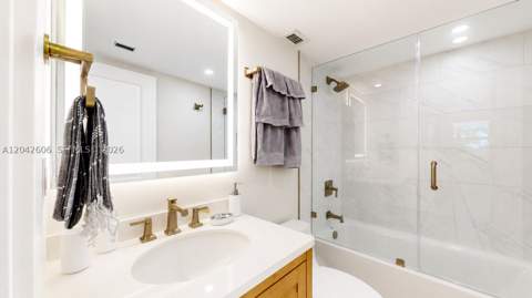 177 Ocean Lane Dr 213, Key Biscayne FL - photo 15 of 22