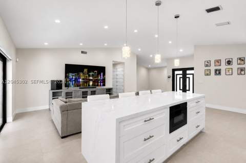 14712 SW 176th Ter, Miami FL - photo 17 of 41