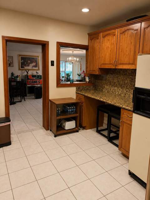 14620 E Polk Street, Miami FL - photo 11 of 18
