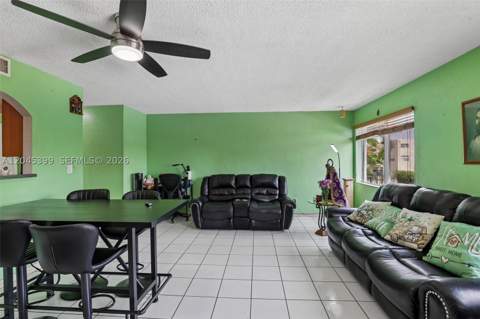 1300 W 53rd St 25, Hialeah FL - photo 12 of 28