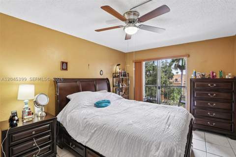 1300 W 53rd St 25, Hialeah FL - photo 23 of 28