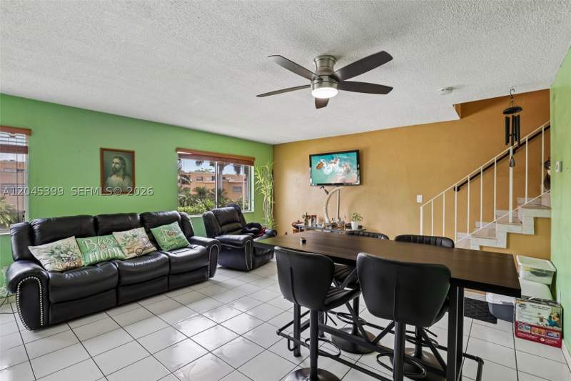 2 bedroom Condominium at 1300 W 53rd St 25, Westland Plaza Gardens Co, Hialeah — photo 5