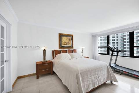 5225 Collins Ave 1117, Miami Beach FL - photo 11 of 35