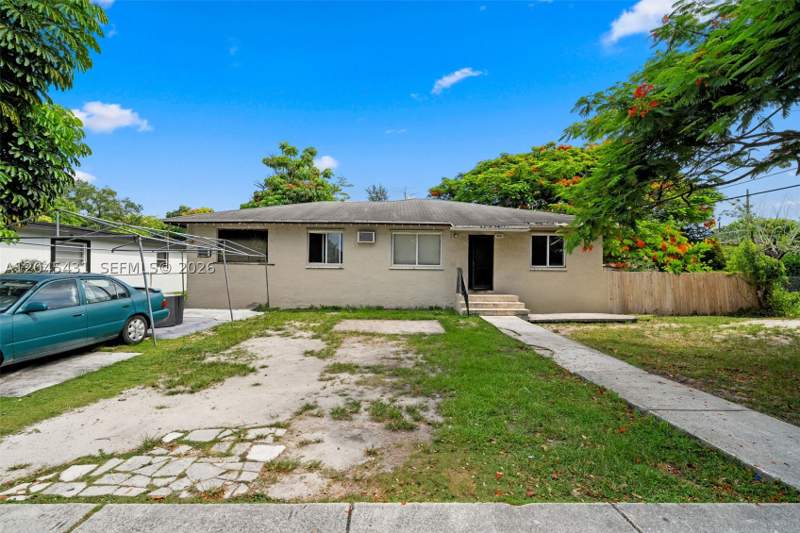 4 bedroom SingleFamilyResidence at 5901 SW 62nd St, University Manors 1st Add, Miami — photo 2