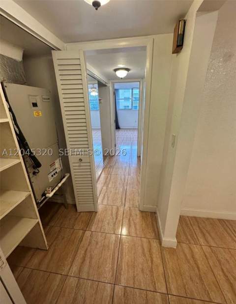 1470 NE 125th Ter 412, North Miami FL - photo 11 of 17