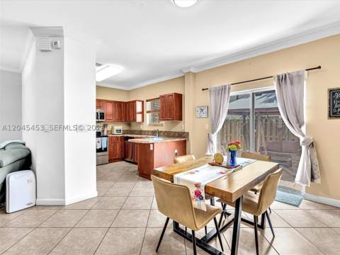 8887 SW 225th St, Cutler Bay FL - photo 12 of 64