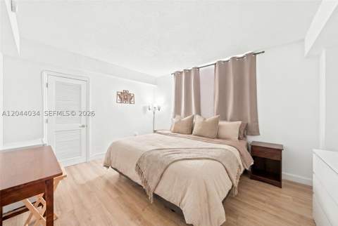 7501 E Treasure Dr 2S, North Bay Village FL - photo 20 of 31