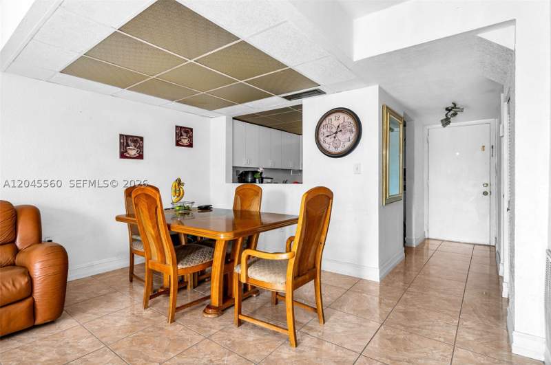 2 bedroom Condominium at 6600 W 2nd Ct 24, Westland Manors East Cond, Hialeah — photo 2