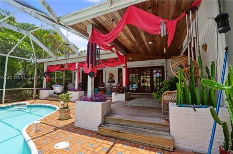 9720 Palmetto Club Ln W, Miami FL - photo 24 of 29