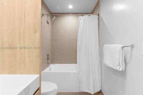 11 NE 6th St 1606, Miami FL - photo 11 of 31