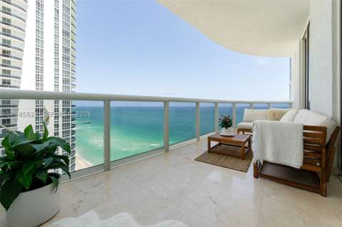 15901 Collins Ave 2502, Sunny Isles Beach FL - photo 12 of 38