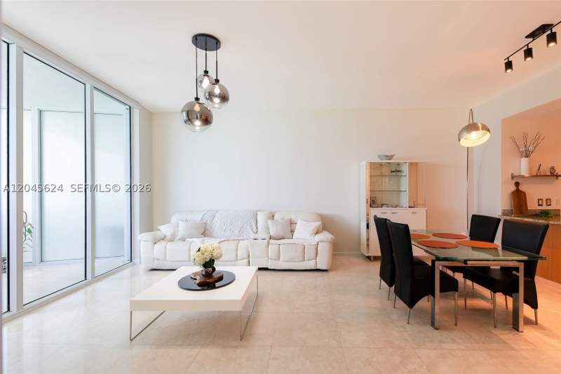 3 bedroom Condominium at 15901 Collins Ave 2502, Tdr Tower II Condo, Sunny Isles Beach — photo 2