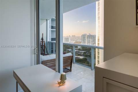 15901 Collins Ave 2502, Sunny Isles Beach FL - photo 20 of 38