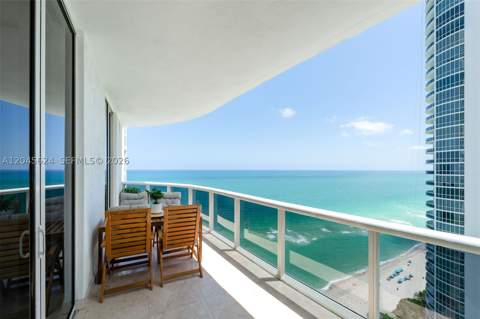 15901 Collins Ave 2502, Sunny Isles Beach FL - photo 22 of 38