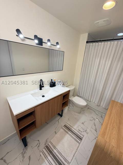 300 S Biscayne Blvd T-2806, Miami FL - photo 16 of 19