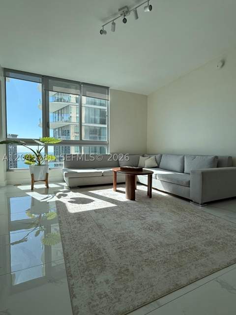 300 S Biscayne Blvd T-2806, Miami FL - photo 6 of 19