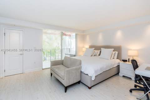 425 Grapetree Dr 206, Key Biscayne FL - photo 16 of 47