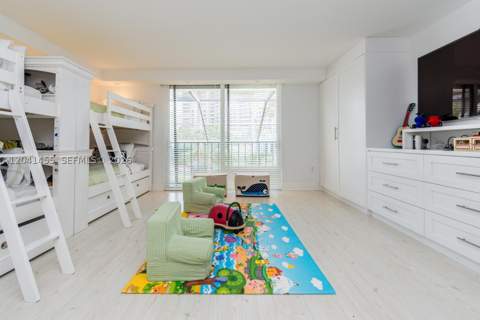 425 Grapetree Dr 206, Key Biscayne FL - photo 20 of 47
