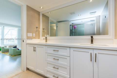 425 Grapetree Dr 206, Key Biscayne FL - photo 24 of 47
