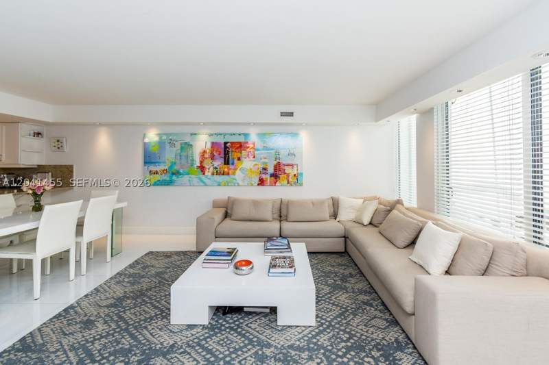 2 bedroom Townhouse at 425 Grapetree Dr 206, Grapetree Townhouse Condo, Key Biscayne — photo 3