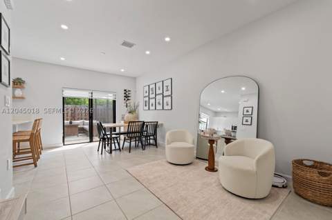 22961 SW 99th Ave, Cutler Bay FL - photo 11 of 46