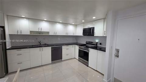 1351 NE Miami Gardens Dr 511E, Miami FL - photo 19 of 24