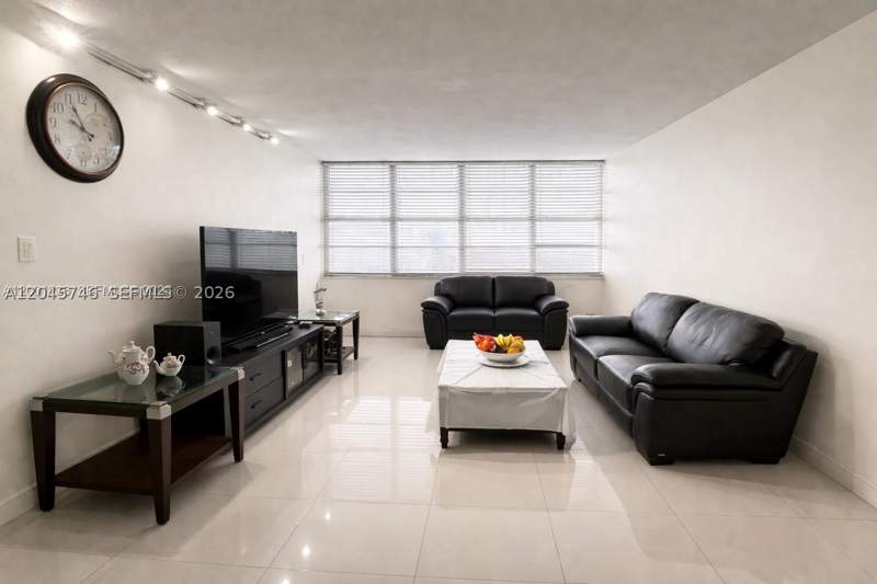 1 bedroom Condominium at 1351 NE Miami Gardens Dr 511E, Buckley Towers Condo - Ea, Miami — photo 3