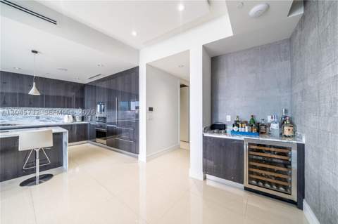 3300 NE 188th St 710, Aventura FL - photo 9 of 17
