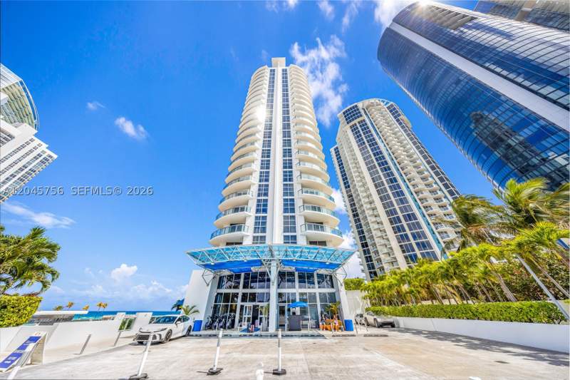1 bedroom HotelMotel at 18683 Collins Ave 1610, M Resort Residences Condo, Sunny Isles Beach — photo 3