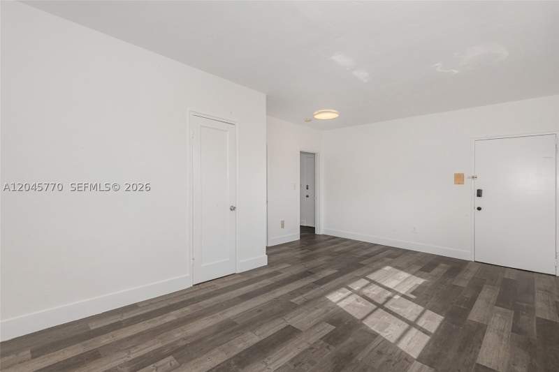 1 bedroom Condominium at 8340 Crespi Blvd 20, Winds Of Nobe Condo, Miami Beach — photo 2
