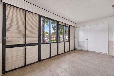 20065 NE 3rd Ct 5, Miami FL - photo 15 of 21