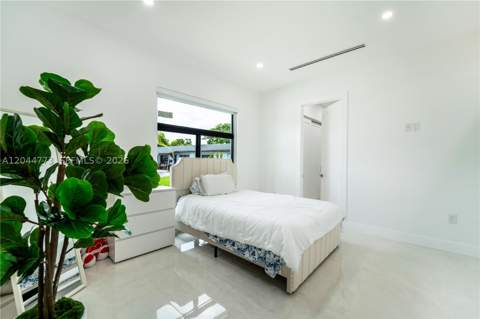 9630 SW 10th Ter, Miami FL - photo 20 of 82