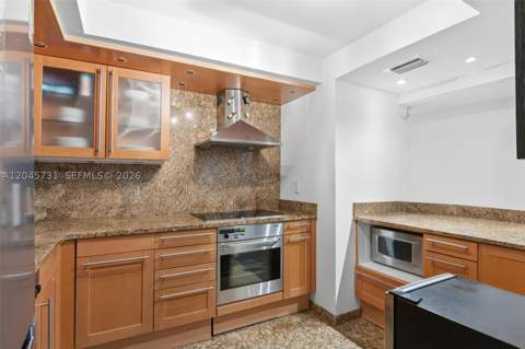 1775 Washington Ave 14F, Miami Beach FL - photo 13 of 35