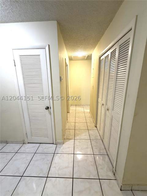 14725 SW 86th Ln, Miami FL - photo 13 of 32