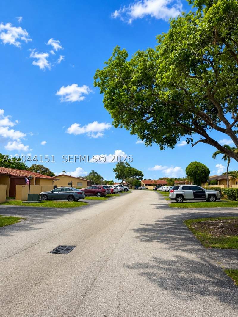 2 bedroom Townhouse at 14725 SW 86th Ln, Kendale Lakes West Townho, Miami — photo 3