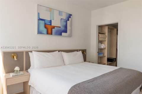 225 N Miami Ave 1804, Miami FL - photo 8 of 38