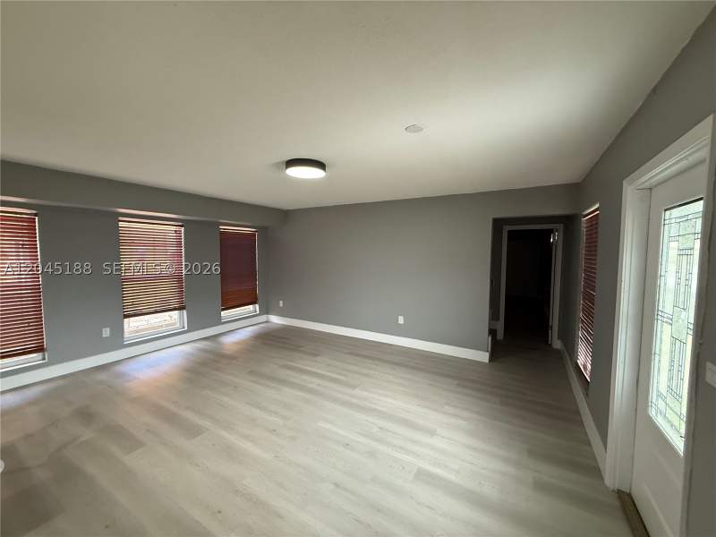 3 bedroom SingleFamilyResidence at 17880 NE 13th Ave, Fulford By Sea Sec N, North Miami Beach — photo 5
