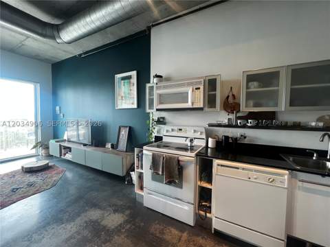 10 SW South River Dr 812, Miami FL - photo 19 of 34