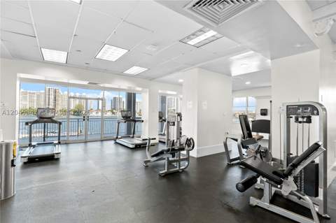 18071 Biscayne Blvd 1404, Aventura FL - photo 17 of 19