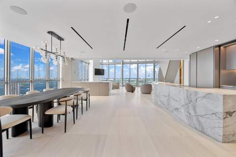 1100 Biscayne Blvd 3906, Miami FL - photo 10 of 71