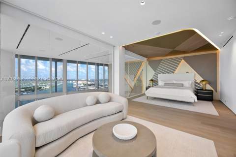 1100 Biscayne Blvd 3906, Miami FL - photo 23 of 71
