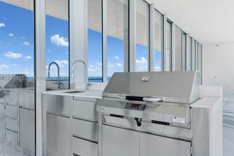 18501 Collins Ave 2304, Sunny Isles Beach FL - photo 13 of 27