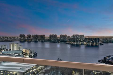 18501 Collins Ave 2304, Sunny Isles Beach FL - photo 24 of 27