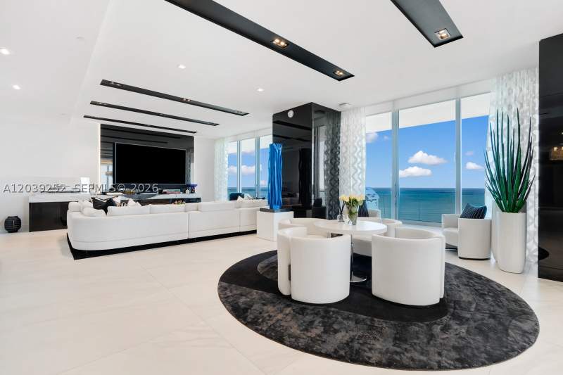 5 bedroom Condominium at 18501 Collins Ave 2304, Turnberry Ocean Club, Sunny Isles Beach — photo 4
