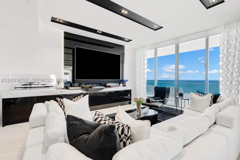 5 bedroom Condominium at 18501 Collins Ave 2304, Turnberry Ocean Club, Sunny Isles Beach — photo 5